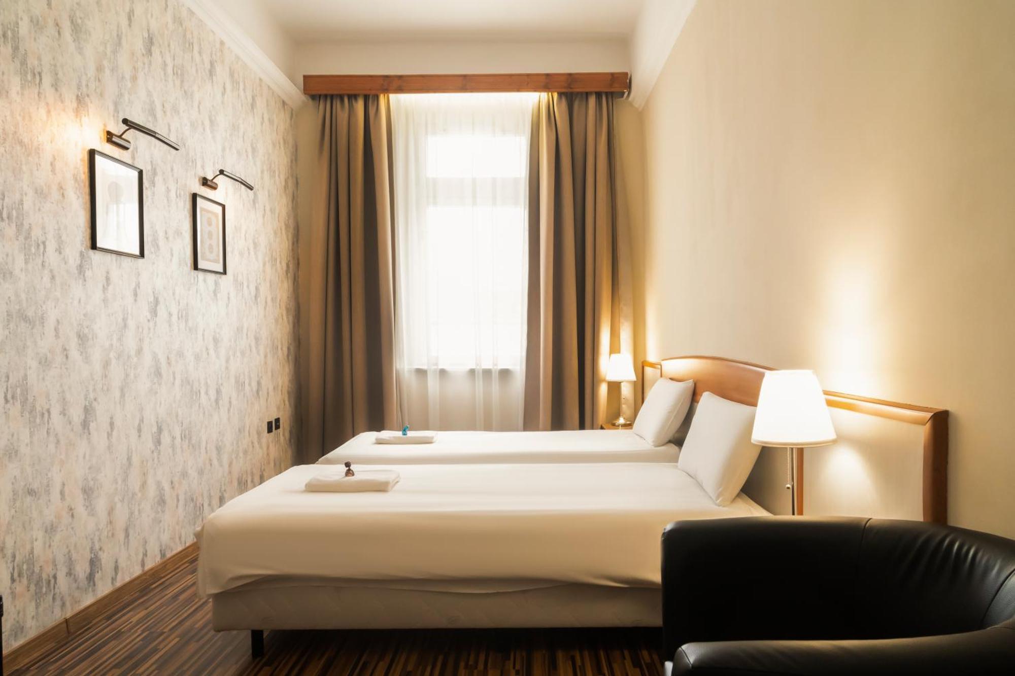 Korona Hotel Nyíregyháza المظهر الخارجي الصورة