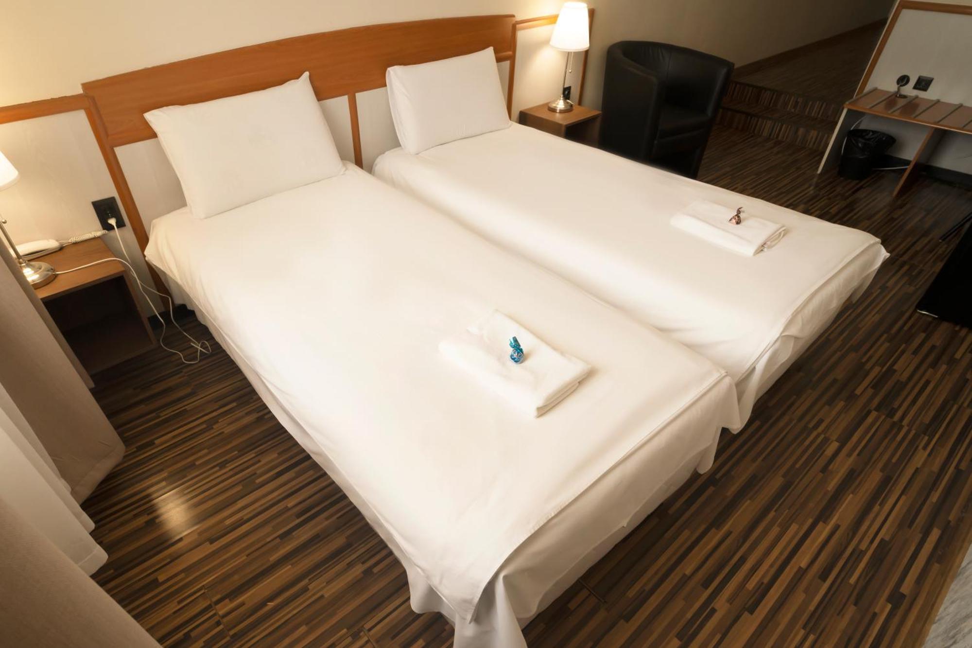 Korona Hotel Nyíregyháza المظهر الخارجي الصورة