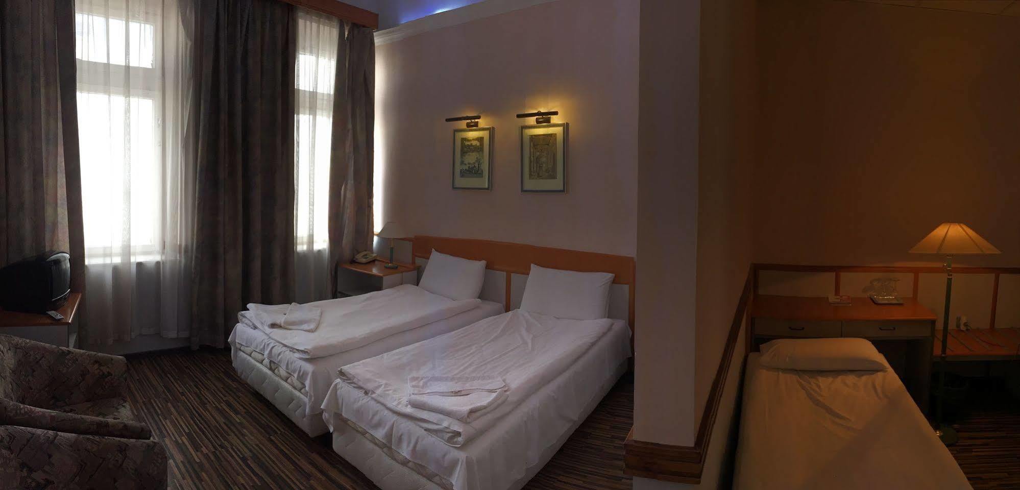 Korona Hotel Nyíregyháza المظهر الخارجي الصورة