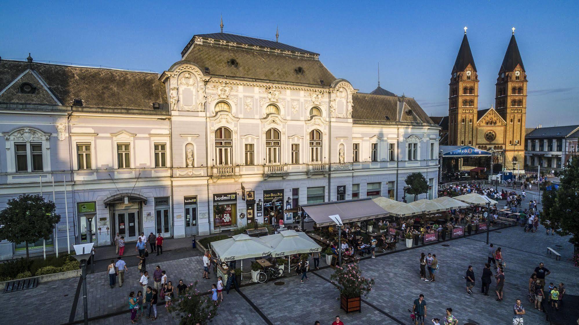 Korona Hotel Nyíregyháza المظهر الخارجي الصورة